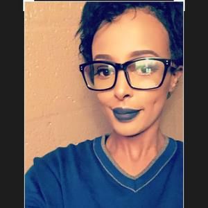 Meet your Posher, Hala